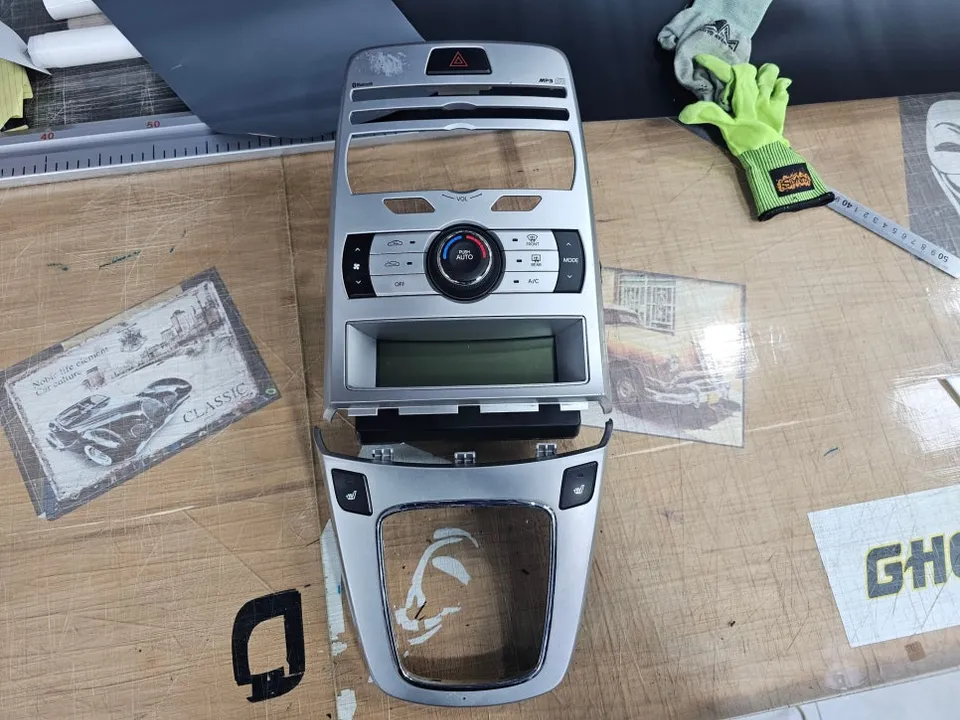 Genesis Coupeのカーラッピング事例｜費用目安・仕上がり 施工写真 3-2