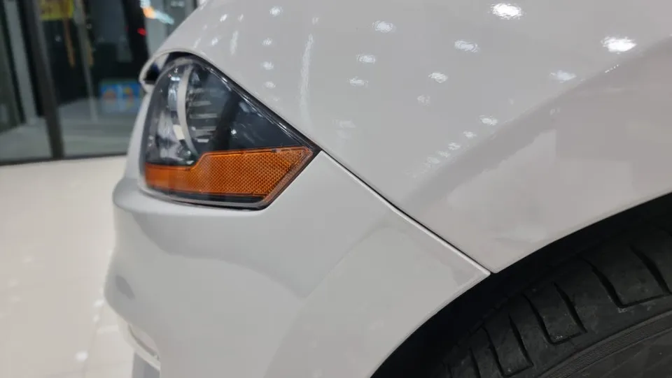 Ford Mustangのカーラッピング事例｜費用目安・仕上がり 施工写真 1-3