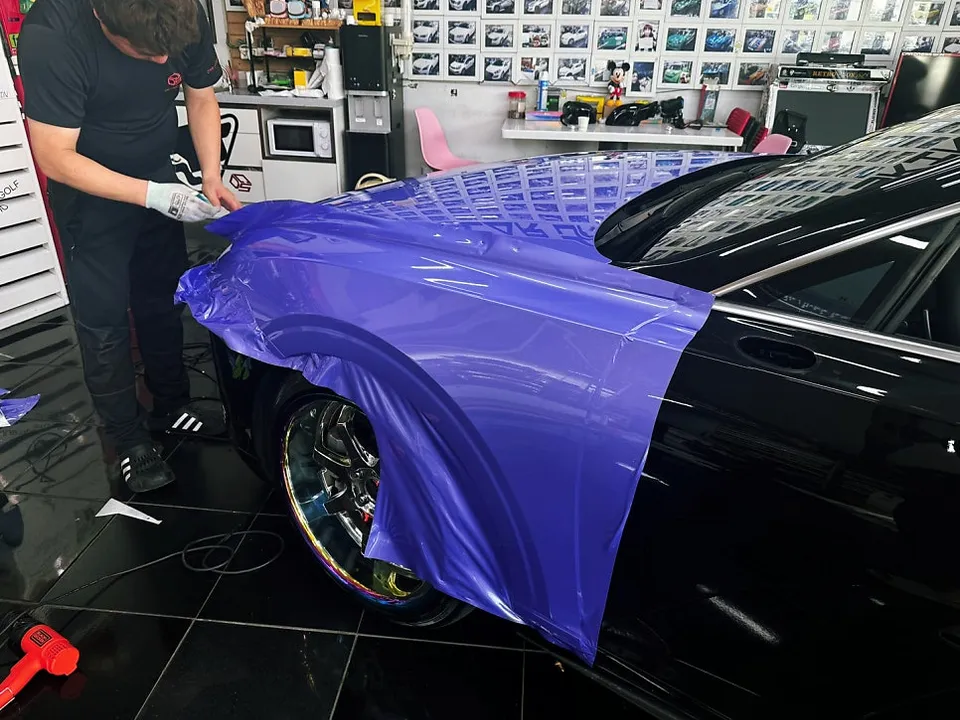 Hyundai Grandeur GN7のカーラッピング事例 施工写真 1-2