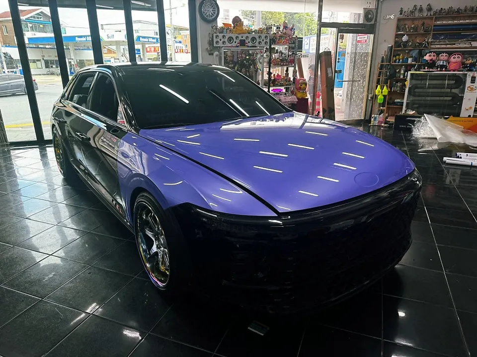 Hyundai Grandeur GN7のカーラッピング事例 施工写真 4-2