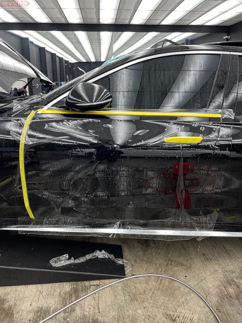 メルセデス・ベンツ Sクラス W223 PPF施工事例 施工写真 2-2