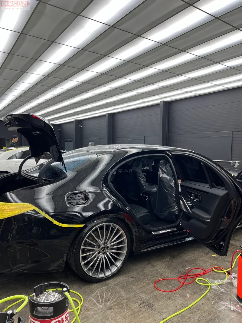 メルセデス・ベンツ Sクラス W223 PPF施工事例 施工写真 2-3