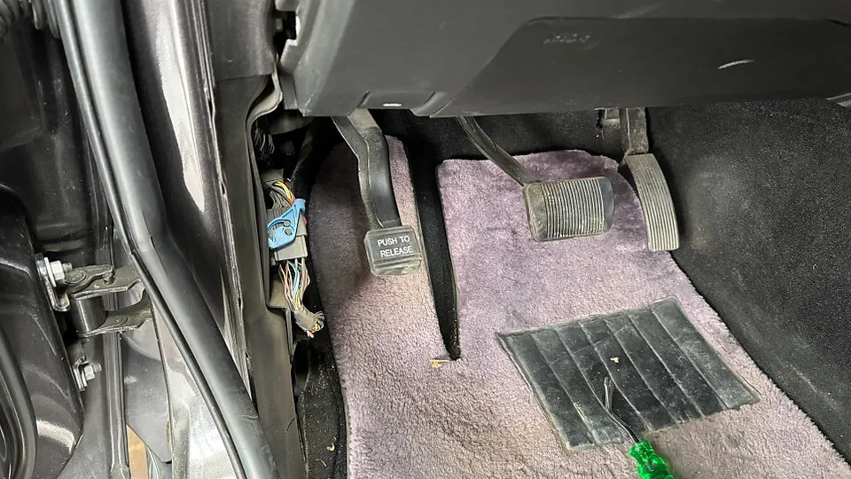 Jeep Grand Cherokee body kit - Jeep Grand Cherokee Body Kit Installation Review photo 5