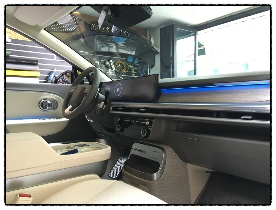 Hyundai IONIQ vinyl wrap - Hyundai IONIQ Vinyl Wrap Review: Black Edition Transformation photo 5