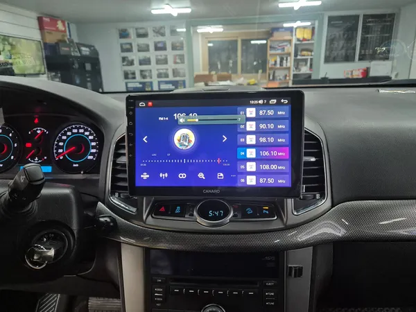 Chevrolet CaptivaのAndroid Auto・CarPlay取付事例 施工写真 2-2