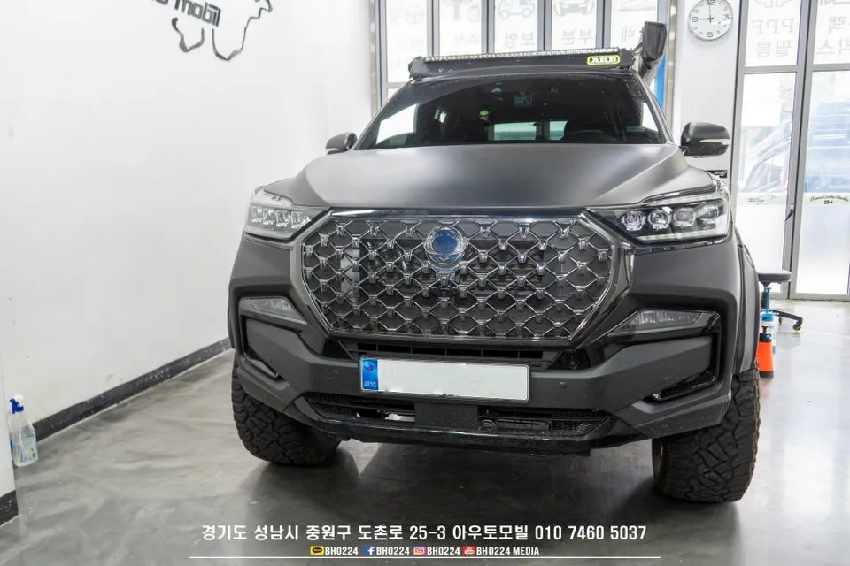 SsangYong G4 Rextonのカーフィルム施工事例｜費用目安・仕上がり 施工写真 2-1
