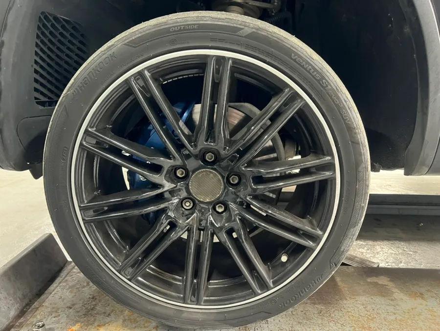 Porsche Cayenne wheel repair - Porsche Cayenne Wheel Repair & Painting Review photo 4