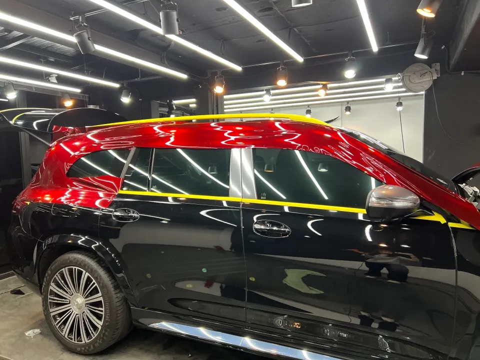 Mercedes-Benz GLS Maybachのカーラッピング事例|費用目安・仕上がり 施工写真 1-2