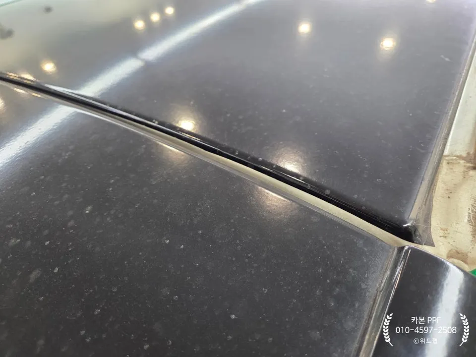 Mercedes-Benz SciroccoのPPF施工事例|費用目安・仕上がり 施工写真 1-2