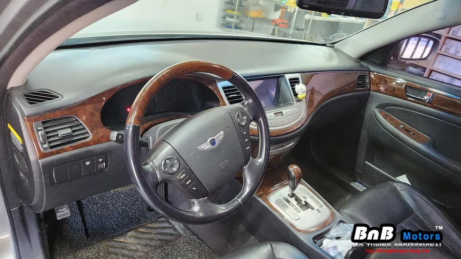 Genesis BH ドライブレコーダー取付事例|費用目安と仕上がり 施工写真 2-1
