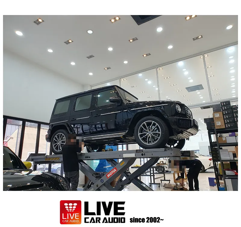 Mercedes-Benz G-Wagon body kit - Mercedes-Benz G-Wagon Body Kit Installation Review photo 5