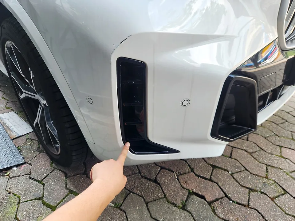 BMW X5 body repair - BMW X5 Body Repair & Painting Review photo 4
