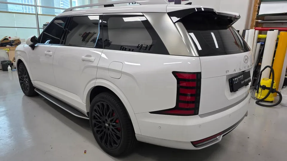 Hyundai Palisade chrome delete - Hyundai Palisade Chrome Delete Review: Blackout Trim for Luxury photo 3