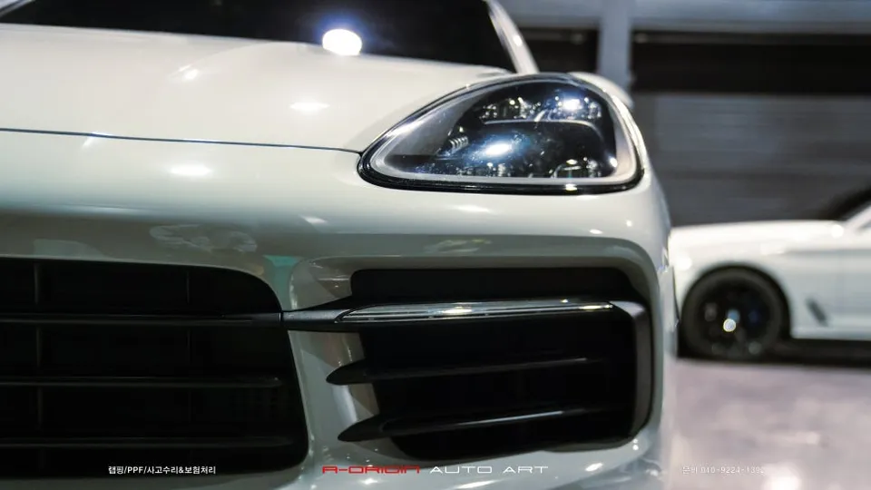 Porsche Cayenne PPF施工事例|費用目安・仕上がり 施工写真 2-3