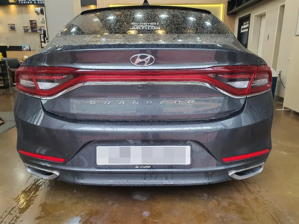 Hyundai Azera body kit - Hyundai Azera Body Kit & Aero Parts Review photo 3