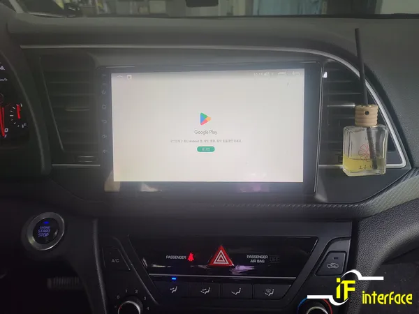Hyundai ElantraのAndroid Auto・CarPlay取付事例 施工写真 1-2