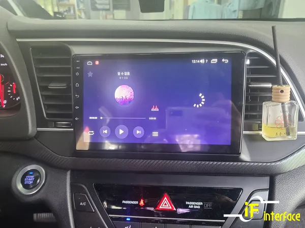 Hyundai ElantraのAndroid Auto・CarPlay取付事例 施工写真 3-2
