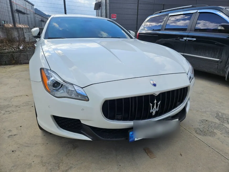 Maserati Quattroporte body kit installation result