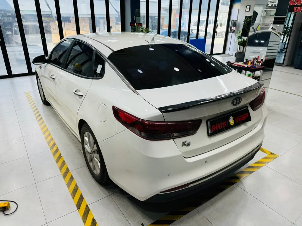 Kia K5のカーラッピング事例|費用目安・仕上がり 施工写真 4-2