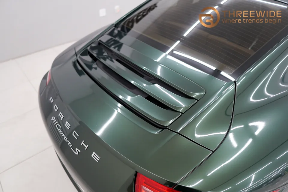 ポルシェ911のカーラッピング事例|費用目安・仕上がり 施工写真 3-2