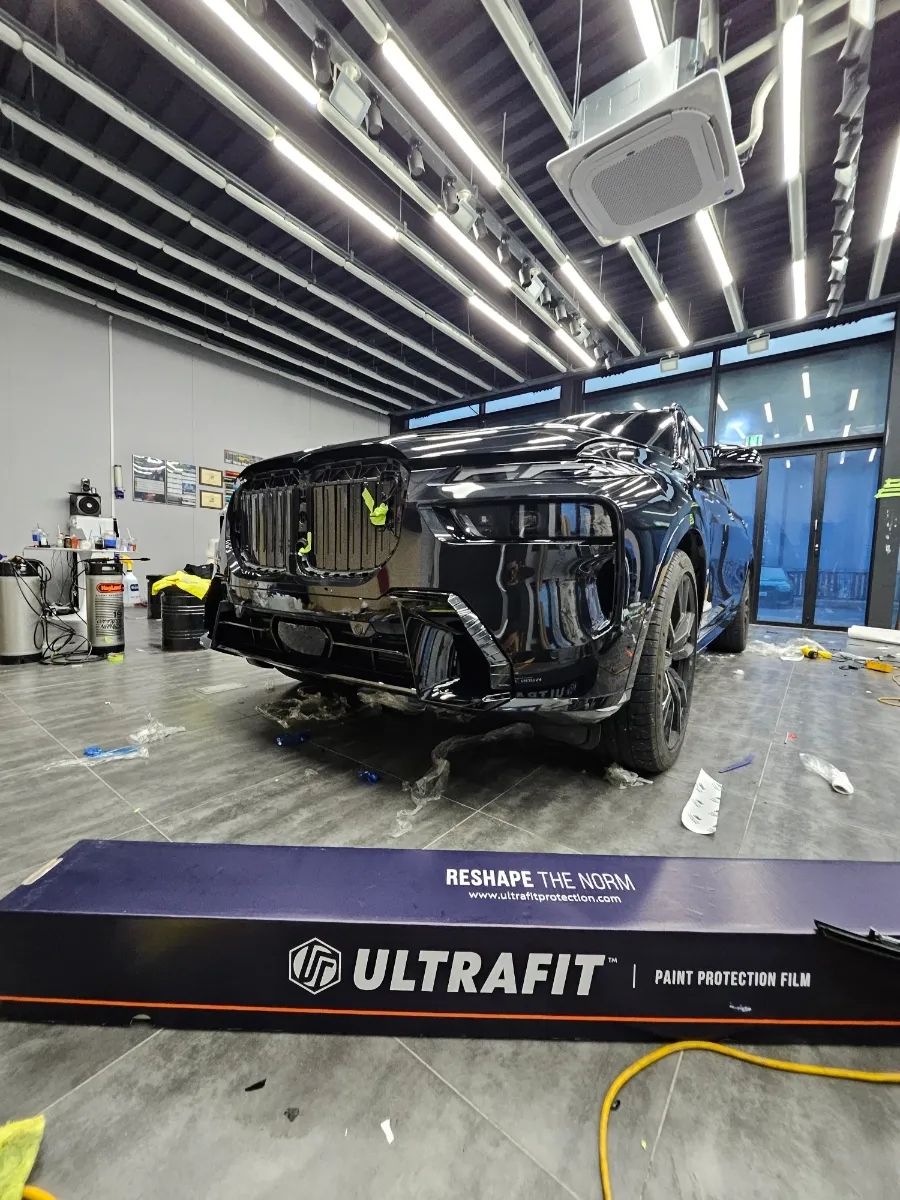 BMW X7 PPF施工事例｜ブラックフィルムで高級感アップ 施工写真 4-2