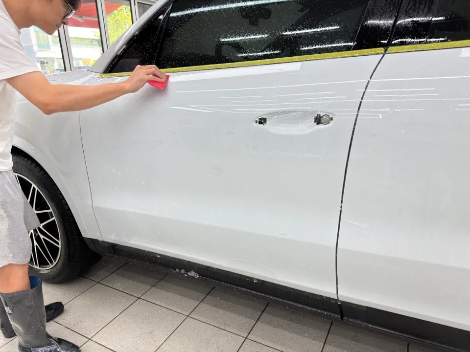 Porsche Cayenne PPF施工事例|費用目安と仕上がり 施工写真 1-2