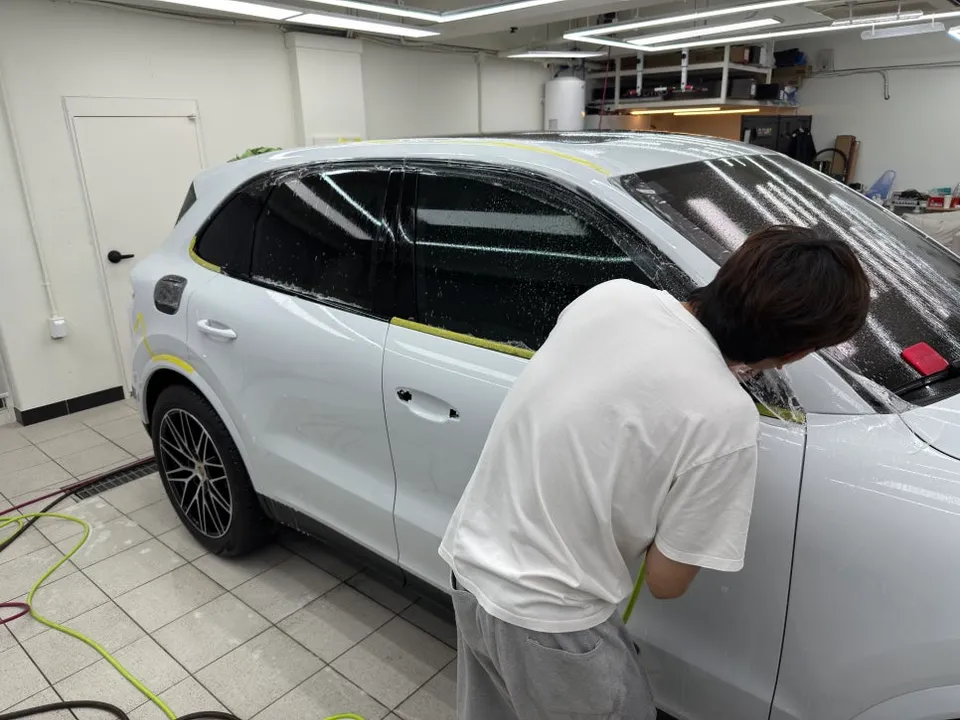Porsche Cayenne PPF施工事例|費用目安と仕上がり 施工写真 3-3