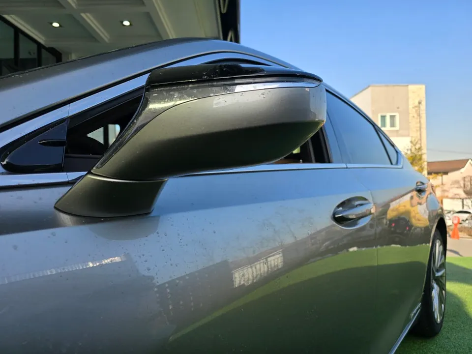 Lexus ES 7th Gen surround view camera - Lexus ES 7th Gen 360 Camera Install Review photo 5