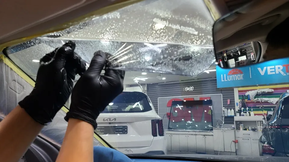 Mercedes-Benz S450 window tinting - Mercedes-Benz S450 Window Tinting Re-application Review photo 6