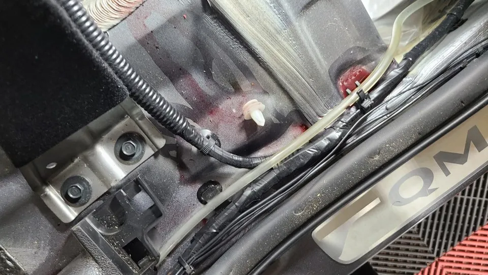 Renault QM6 paint correction - Renault QM6 Paint Correction Review — Stain Removal photo 4