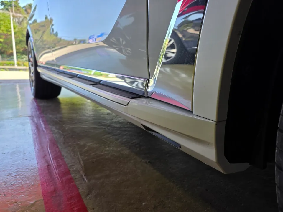 BMW X7 vinyl wrap - BMW X7 Vinyl Wrap Review: Cost & Results photo 5