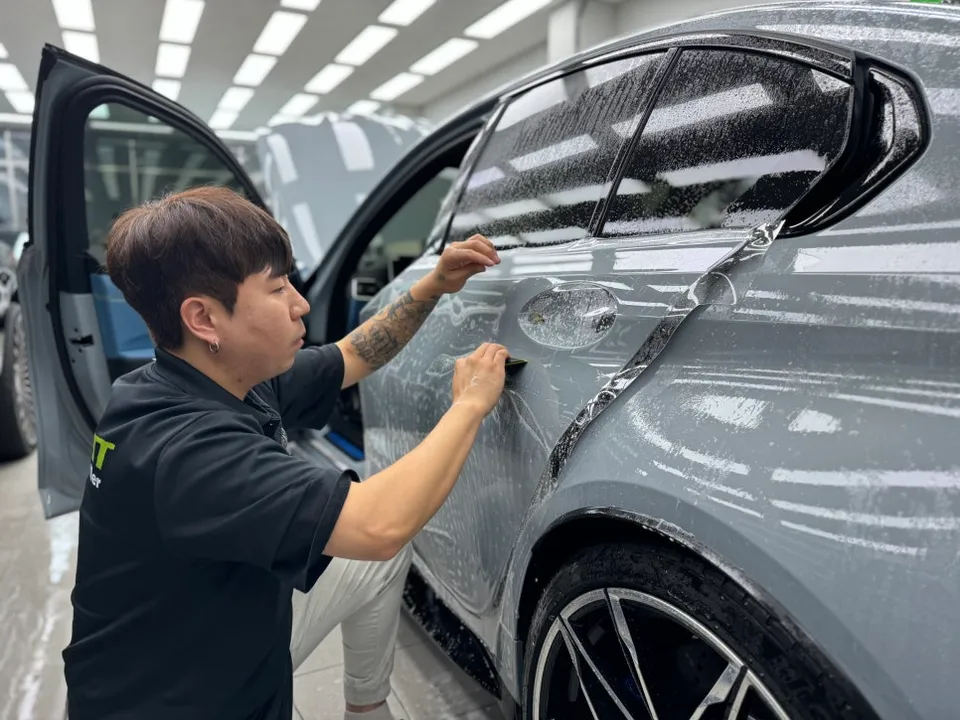 BMW M3 PPF施工事例｜費用目安と仕上がり 施工写真 2-2