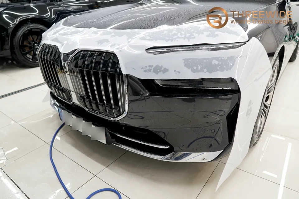 BMW i7のガラスコーティング事例|費用目安・仕上がり 施工写真 1-3