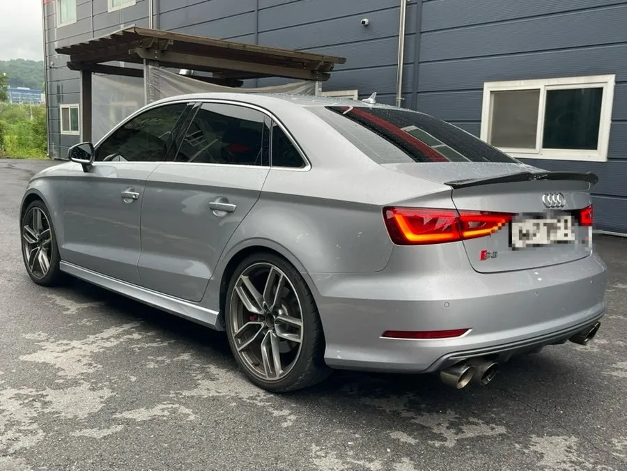 Audi S3 wheel repair - Audi S3 Wheel Repair Review — Stunning Black Polish Restoration photo 4