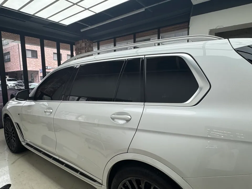 BMW X7 chrome delete - BMW X7 Chrome Delete Review — Transformed with Matte Black Trim photo 5