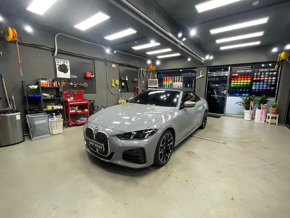 BMW 4シリーズ カブリオレのカーラッピング事例｜費用目安・仕上がり 施工写真 3-1
