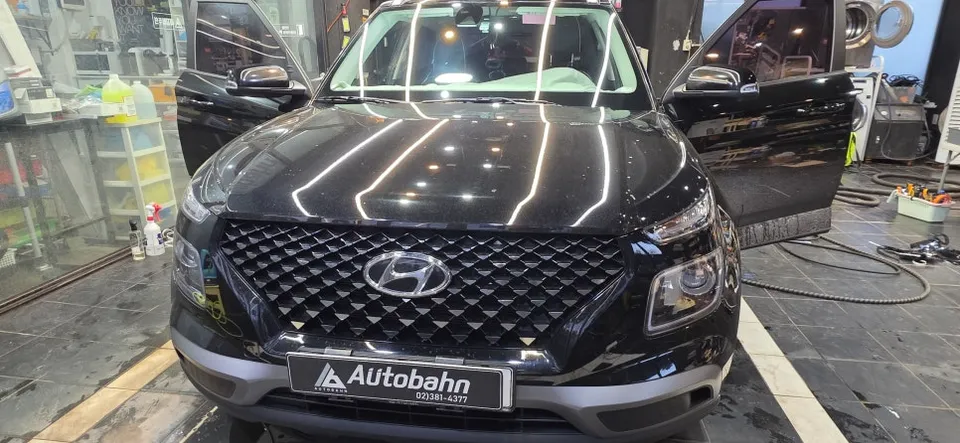 Hyundai Venue Window Tinting Review - Royal Series 101 photo 2