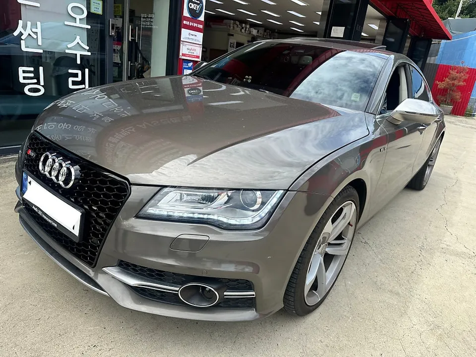 Audi A7 body kit - Audi A7 Body Kit Review: RS7 Style Grille Upgrade photo 4