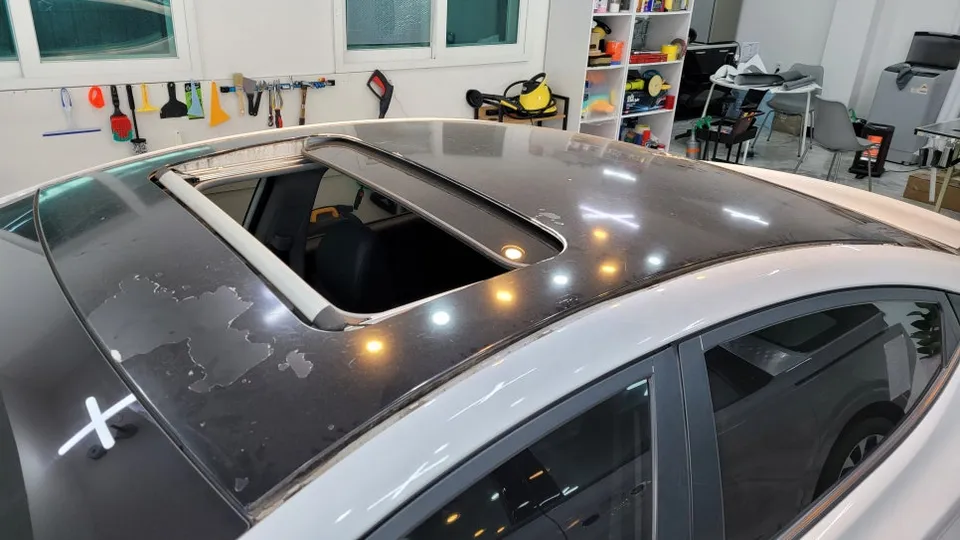 Hyundai Elantra MDのカーラッピング事例 施工写真 3