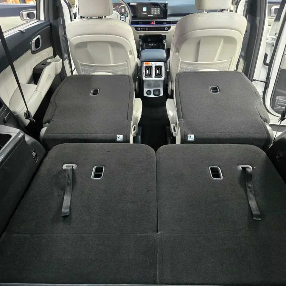 Kia Sorentoのカーラッピング事例｜費用目安・仕上がり 施工写真 3-1