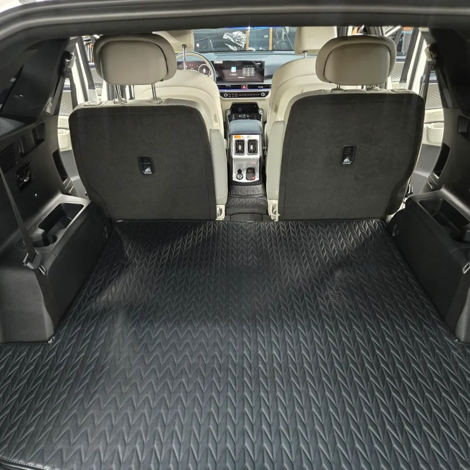 Kia Sorentoのカーラッピング事例｜費用目安・仕上がり 施工写真 2-2