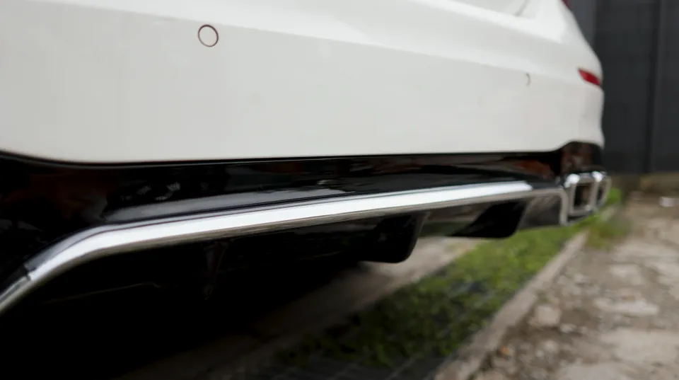 Mercedes-Benz E-Class W213 body kit - Mercedes-Benz E-Class W213 Body Kit Installation Review photo 4