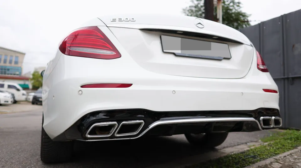 Mercedes-Benz E-Class W213 body kit - Mercedes-Benz E-Class W213 Body Kit Installation Review photo 6