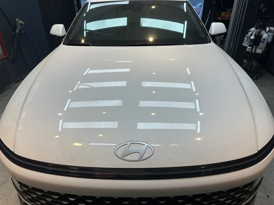 Hyundai Grandeur GN7のガラスコーティング事例｜韓国での施工 施工写真 1-1