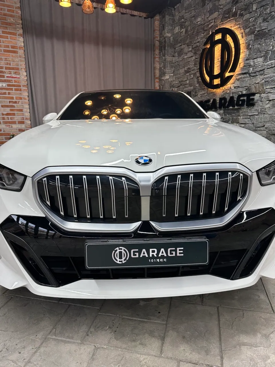 BMW 5 Series G30のカーラッピング事例 写真