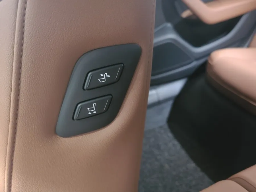 Audi A6 oem options - Audi A6 Walk-In Switch Installation Review photo 3