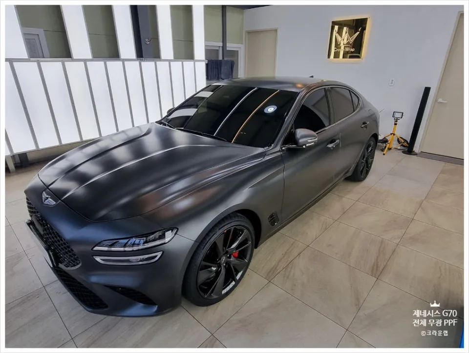 Genesis G70のPPF施工事例 施工写真 4