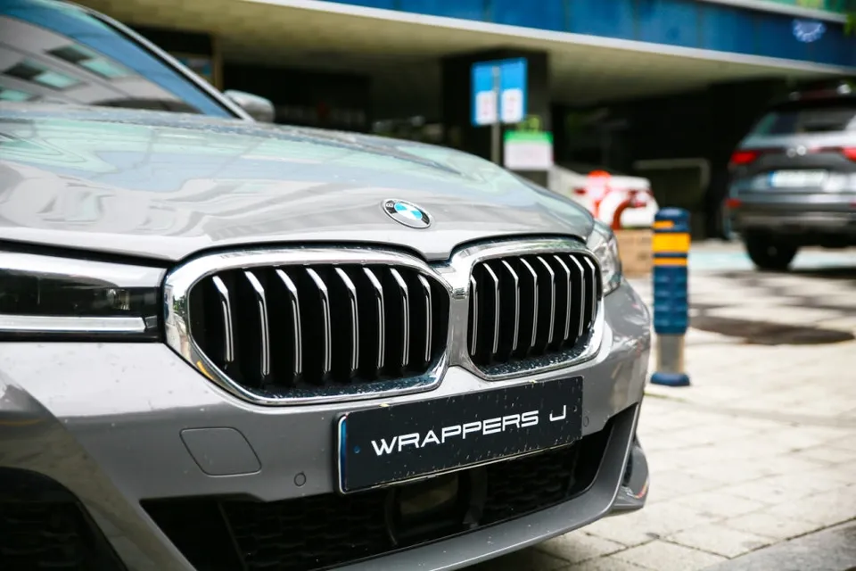 BMW 5 Seriesのカーフィルム施工事例｜費用目安・仕上がり 施工写真 1-2