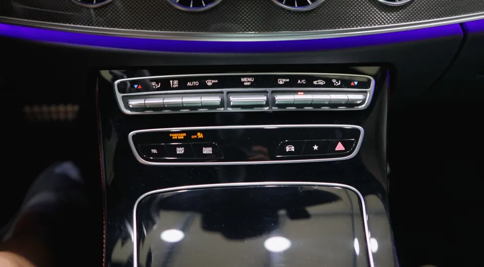 Mercedes-Benz CLS53 AMG C257 interior customization - Mercedes-Benz CLS53 AMG Interior Trim Replacement Review photo 6