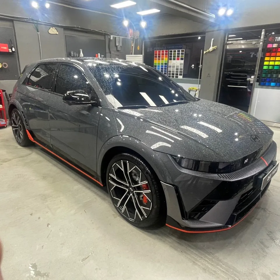 Hyundai IONIQ 5 Nのカーラッピング事例|費用目安・仕上がり 施工写真 1-2